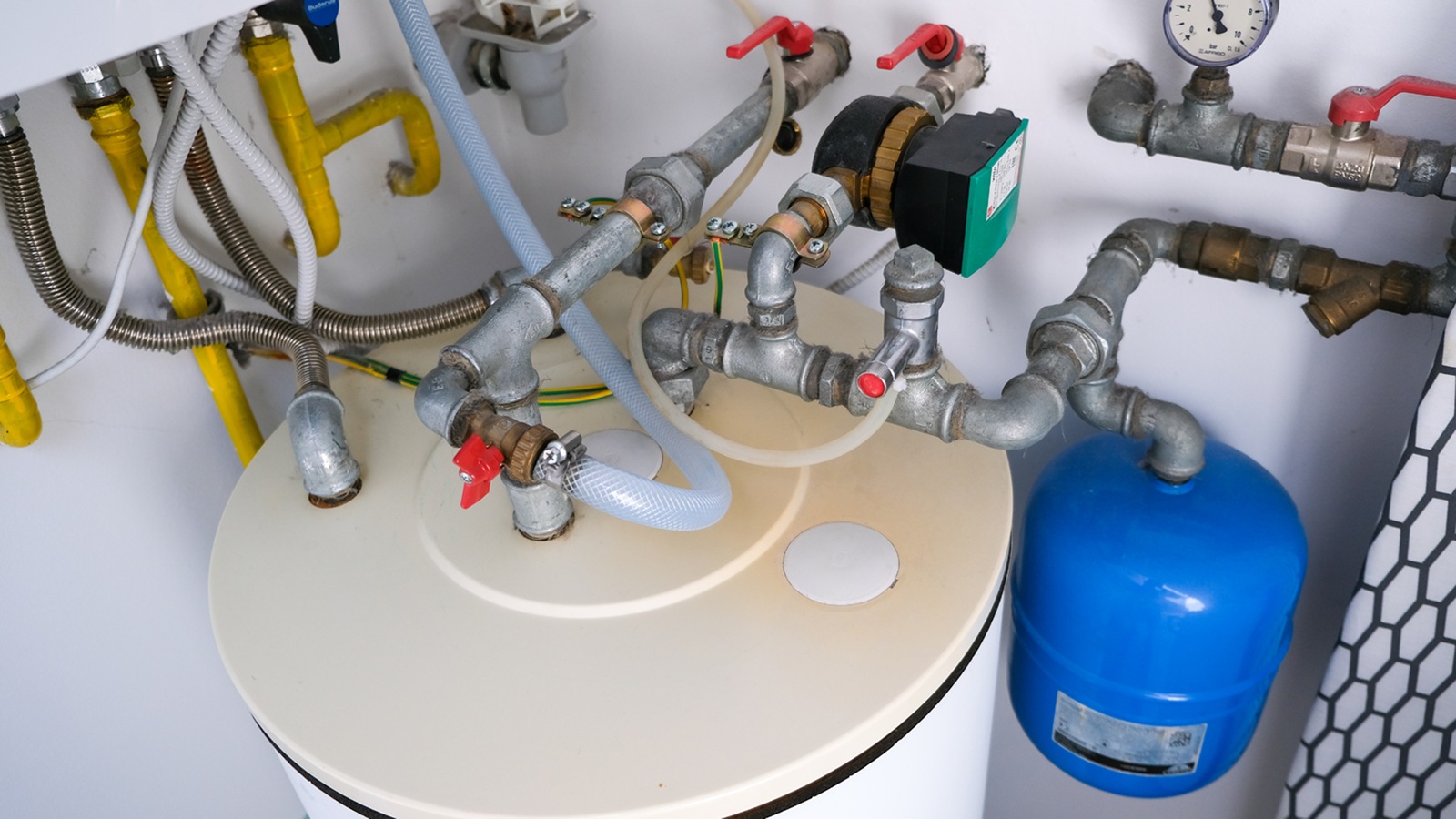 gas line maintenance hero bg img